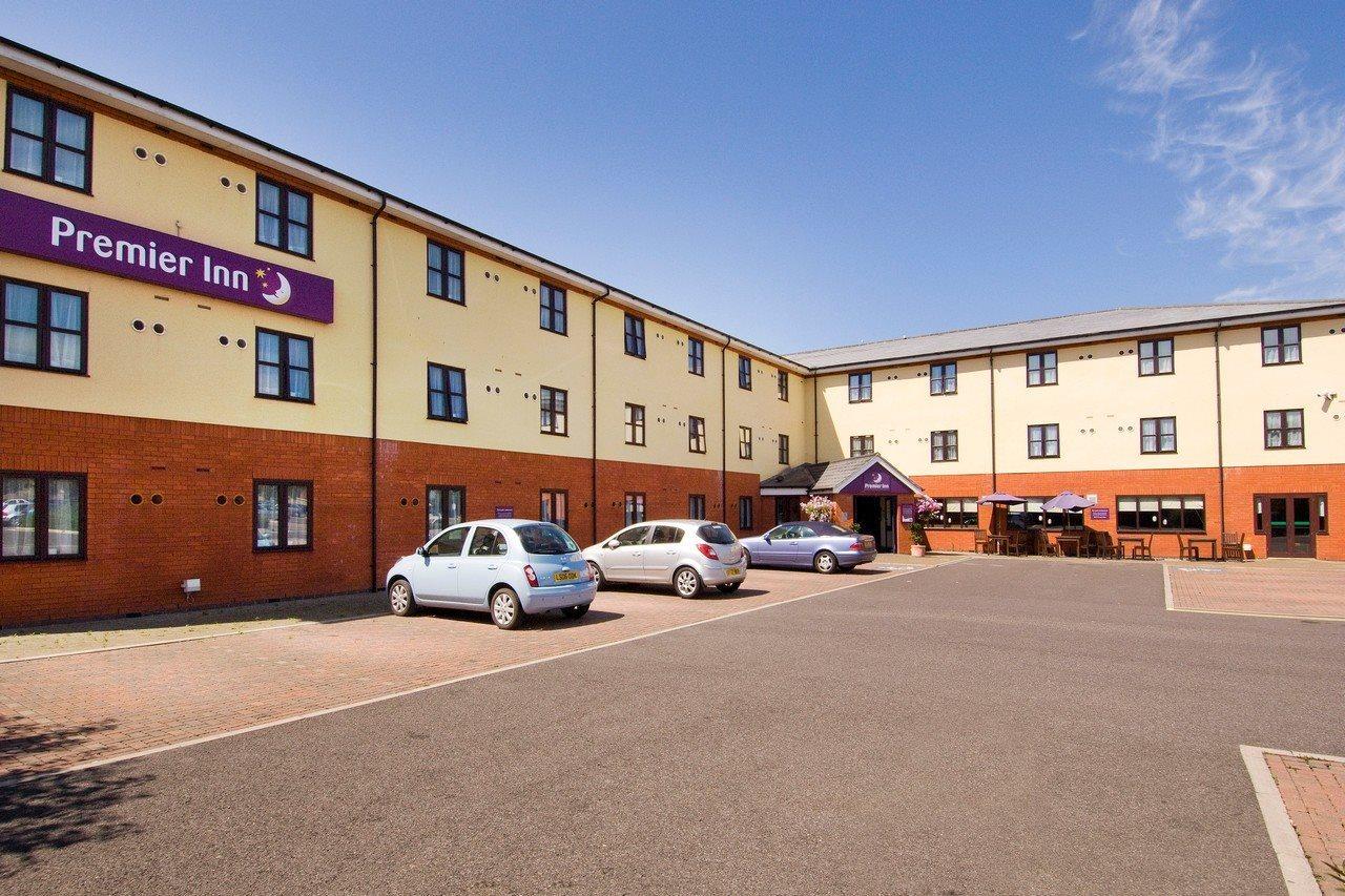 Premier Inn Chichester Esterno foto