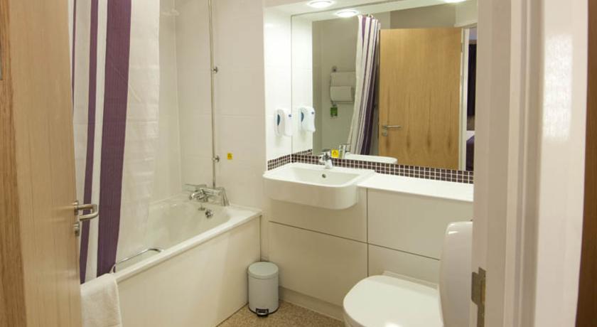 Premier Inn Chichester Camera foto